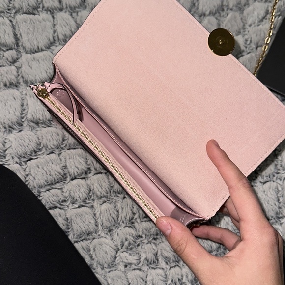 Louis Vuitton crossbody chain bag - Picture 8 of 14